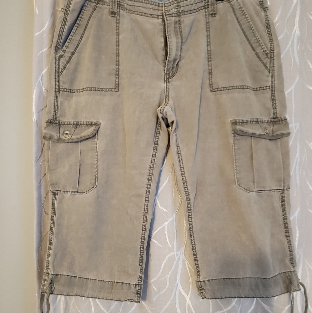 Capris